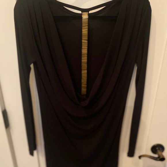 Super sexy low back dress with gold accent running down the back. - Picture 4 of 5